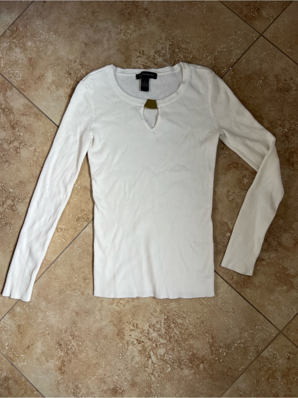 INC International Concepts White Ribbed Long-Sleeve Top with Gold Accent